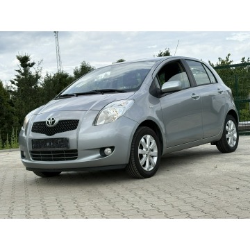 Toyota Yaris  Hatchback 2009,  1.0 benzyna - Na sprzedaż za 10 400 zł - Knurów - zdjęcie 3