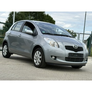 Toyota Yaris  Hatchback 2009,  1.0 benzyna - Na sprzedaż za 10 400 zł - Knurów - zdjęcie 7