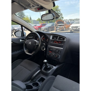 Citroen C4  Hatchback 2014,  1.2 benzyna - Na sprzedaż za 18 900 zł - Tarnowskie Góry - zdjęcie 8