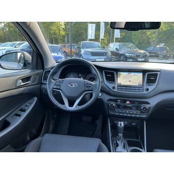 Hyundai Tucson  SUV 2017,  1.7 diesel, automat - Na sprzedaż za 59 900 zł - Pęcice - zdjęcie 5