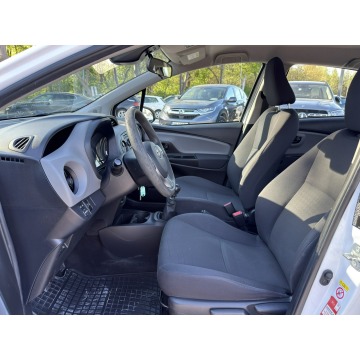 Toyota Yaris  Hatchback 2019,  1.5 benzyna - Na sprzedaż za 32 800 zł - Pęcice - zdjęcie 11