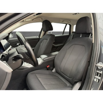 BMW Seria 3  Sedan/Limuzyna 2021,  2.0 benzyna, automat - Na sprzedaż za 82 900 zł - Warszawa - zdjęcie 10