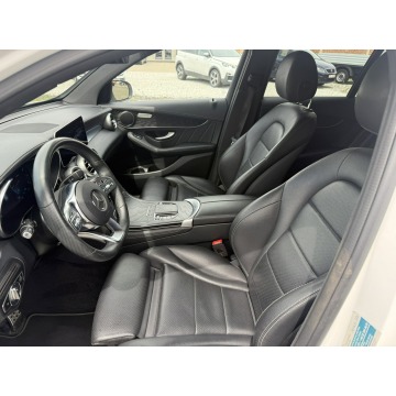 Mercedes - Benz GLC-klasa  SUV 2019,  2.0 benzyna, automat - Na sprzedaż za 108 800 zł - Mirsk - zdjęcie 11
