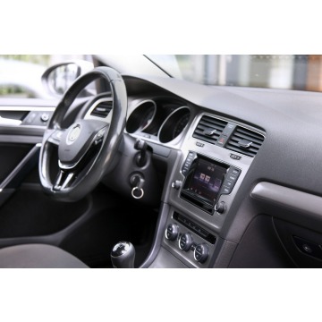 Volkswagen Golf  Kombi 2014,  1.6 diesel - Na sprzedaż za 23 900 zł - Świebodzin - zdjęcie 9