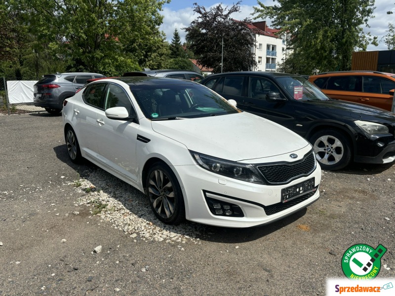 Kia Optima  Sedan/Limuzyna 2014,  1.7 diesel, automat - Na sprzedaż za 39 900 zł - Poznań