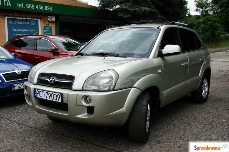 Hyundai Tucson  SUV 2009,  2.0 benzyna - Na sprzedaż za 17 900 zł - Piła