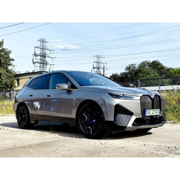 BMW   Terenowy 2022 elektryczny, automat - Na sprzedaż za 209 099 zł - Warszawa - zdjęcie 4