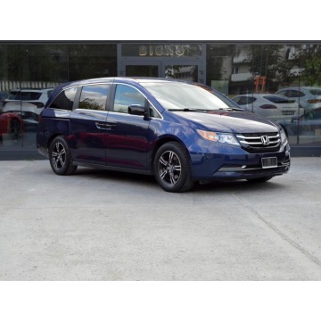 Honda Odyssey  Minivan/Van 2018,  3.5 benzyna, automat - Na sprzedaż za 79 900 zł - Warszawa - zdjęcie 2