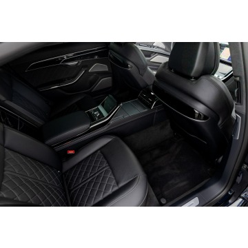 Audi S8  Sedan/Limuzyna 2023,  4.0 benzyna, automat - Na sprzedaż za 365 000 zł - Baranowo - zdjęcie 11