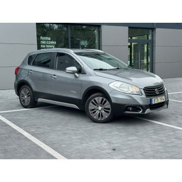 Suzuki SX4 S-Cross  SUV 2014,  1.6 benzyna - Na sprzedaż za 34 900 zł - Zwoleń - zdjęcie 2