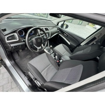 Suzuki SX4 S-Cross  SUV 2014,  1.6 benzyna - Na sprzedaż za 34 900 zł - Zwoleń - zdjęcie 7