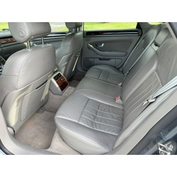 Audi A8  Sedan/Limuzyna 2006,  3.0 diesel, automat - Na sprzedaż za 28 900 zł - Kobielice - zdjęcie 12
