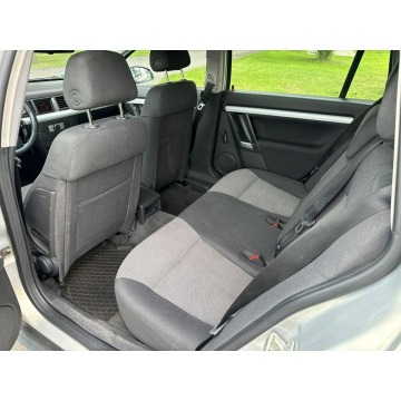 Opel Vectra  Kombi 2005,  1.9 diesel - Na sprzedaż za 6 900,00 zł - Kobielice - zdjęcie 10