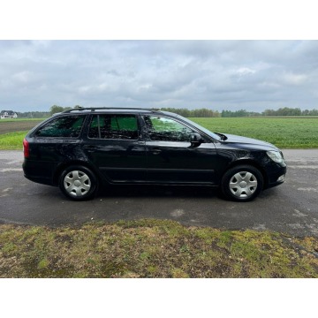 Skoda Octavia  Kombi 2012,  2.0 diesel - Na sprzedaż za 16 900 zł - Kobielice - zdjęcie 4