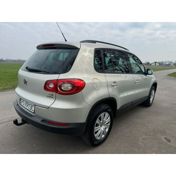 Volkswagen Tiguan  SUV 2011,  1.4 benzyna - Na sprzedaż za 27 900 zł - Kobielice - zdjęcie 3