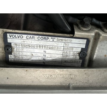 Volvo V70  Kombi 2001,  2.4 benzyna, automat - Na sprzedaż za 9 500,00 zł - Kobielice - zdjęcie 9