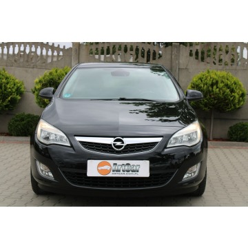 Opel Astra  Hatchback 2011,  1.4 benzyna - Na sprzedaż za 22 900 zł - Zambrów - zdjęcie 3