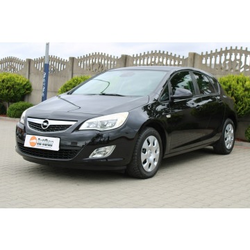 Opel Astra  Hatchback 2011,  1.4 benzyna - Na sprzedaż za 22 900 zł - Zambrów - zdjęcie 2