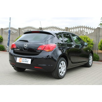 Opel Astra  Hatchback 2011,  1.4 benzyna - Na sprzedaż za 22 900 zł - Zambrów - zdjęcie 6