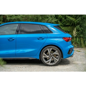 Audi S3  Hatchback 2022,  2.0 benzyna, automat - Na sprzedaż za 127 777 zł - Ropczyce - zdjęcie 9