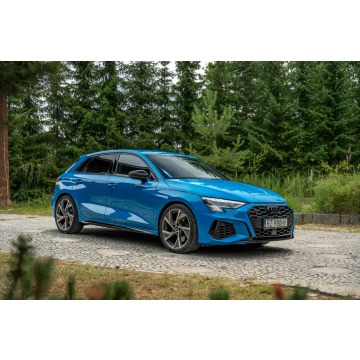 Audi S3  Hatchback 2022,  2.0 benzyna, automat - Na sprzedaż za 127 777 zł - Ropczyce - zdjęcie 10