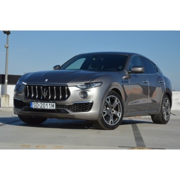 Maserati Levante  SUV 2022,  2.0 hybryda, automat - Na sprzedaż za 189 900 zł - Zabrze - zdjęcie 4