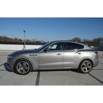 Maserati Levante  SUV 2022,  2.0 hybryda, automat - Na sprzedaż za 189 900 zł - Zabrze - zdjęcie 10