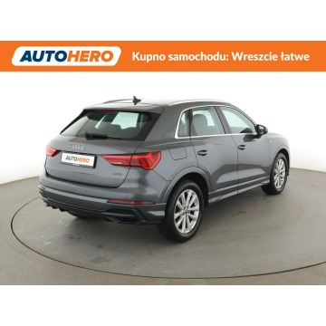 Audi Q3  SUV 2019,  2.0 benzyna, automat - Na sprzedaż za 98 800 zł - Warszawa - zdjęcie 7