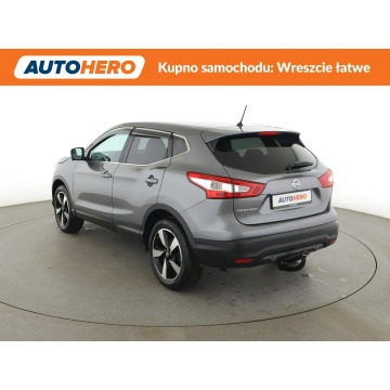 Nissan Qashqai  SUV 2016,  1.2 benzyna - Na sprzedaż za 43 000 zł - Warszawa - zdjęcie 4