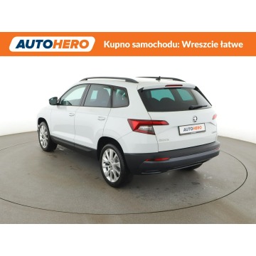 Skoda Karoq  SUV 2019,  1.5 benzyna, automat - Na sprzedaż za 69 900 zł - Warszawa - zdjęcie 4