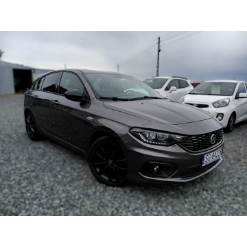 Fiat Tipo  Hatchback 2020,  1.4 benzyna - Na sprzedaż za 44 400 zł - Pogwizdów - zdjęcie 3