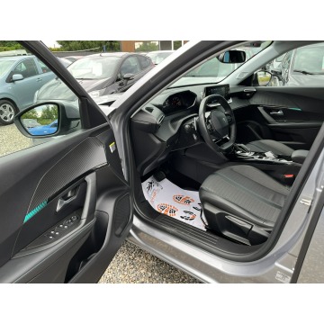 Peugeot 2008  SUV 2021,  1.2 benzyna, automat - Na sprzedaż za 59 900 zł - Rydułtowy - zdjęcie 9