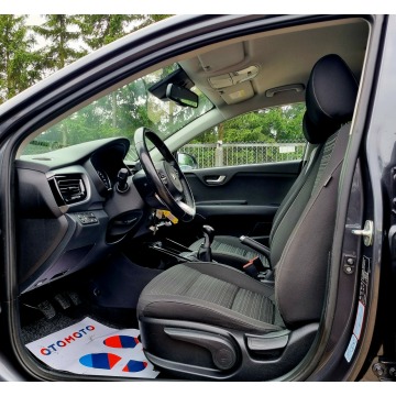 Kia Stonic  SUV 2019,  1.6 diesel - Na sprzedaż za 37 900 zł - Szczecin - zdjęcie 9