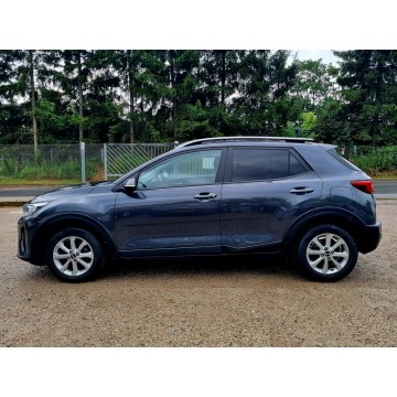 Kia Stonic  SUV 2019,  1.6 diesel - Na sprzedaż za 37 900 zł - Szczecin - zdjęcie 8