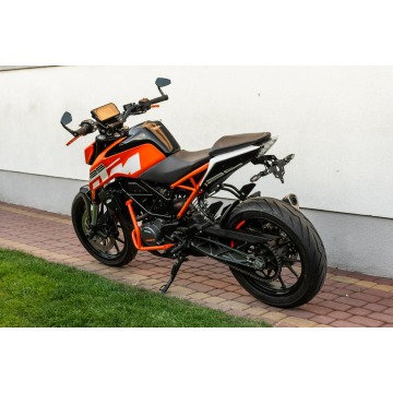 KTM duke - 125 R 2019 JAK NOWY  ABS Raty Transport... - Motocykle sportowe - Radom - zdjęcie 4