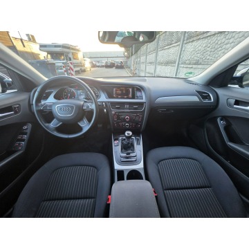 Audi A4  Kombi 2012,  1.8 benzyna - Na sprzedaż za 28 900 zł - Koszalin - zdjęcie 11