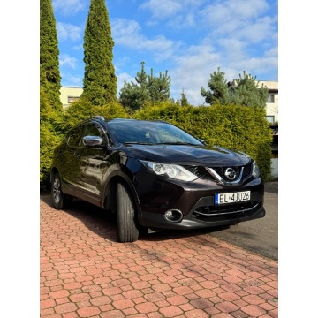 Nissan Qashqai 16 1.6 163KM kam 360