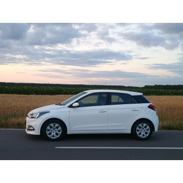 Hyundai i20  Hatchback 2017,  1.1 diesel - Na sprzedaż za 26 800 zł - Słupca - zdjęcie 3