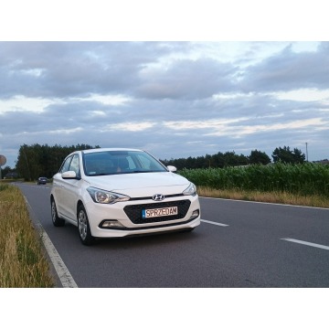 Hyundai i20  Hatchback 2017,  1.1 diesel - Na sprzedaż za 26 800 zł - Słupca - zdjęcie 12