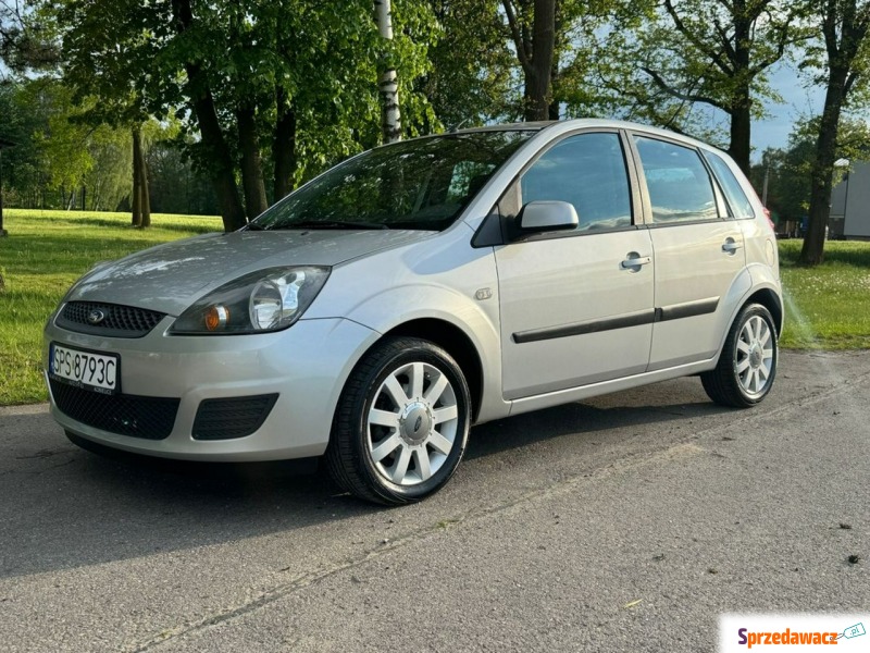 Ford Fiesta  Liftback 2008,  1.4 benzyna - Na sprzedaż za 10 500 zł - Kobielice