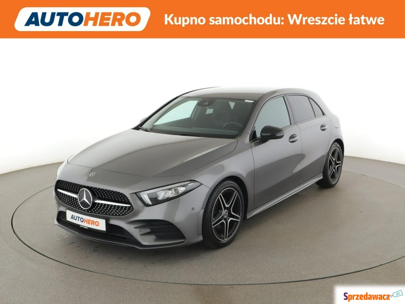 Mercedes - Benz A-klasa  Hatchback 2020,  1.3 benzyna, automat - Na sprzedaż za 79 300 zł - Warszawa