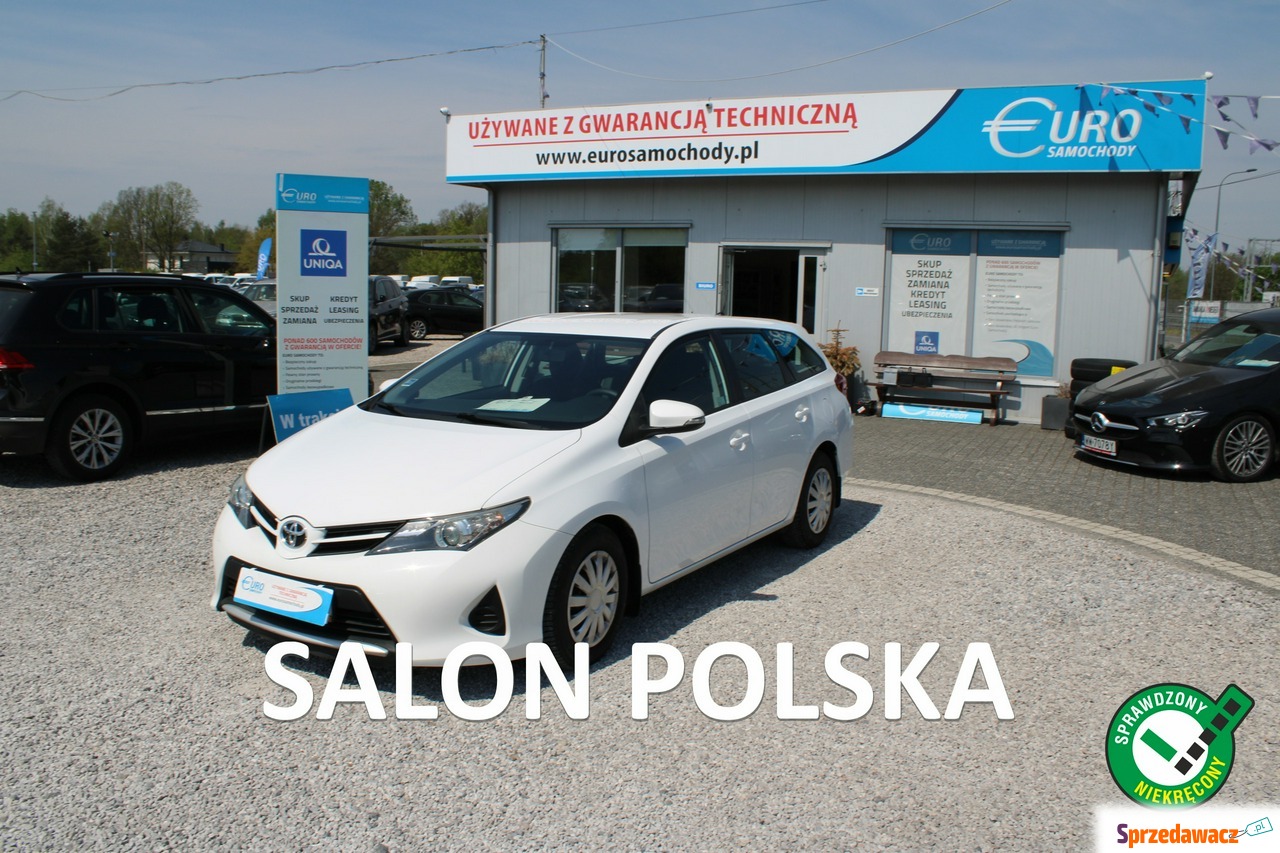 Toyota Auris 2015