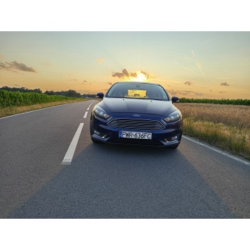 Ford Focus  Hatchback 2016,  1.5 benzyna - Na sprzedaż za 32 000 zł - Słupca - zdjęcie 2