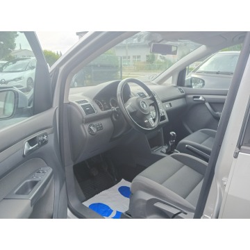 Volkswagen Touran  Minivan/Van 2013,  1442.0 benzyna - Na sprzedaż za 26 900 zł - Janów Lubelski - zdjęcie 6