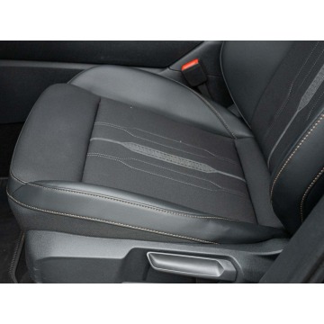 Cupra Formentor  SUV 2023,  1.5 benzyna, automat - Na sprzedaż za 106 850 zł - Gdańsk - zdjęcie 9