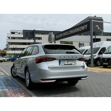 Skoda Octavia  Kombi 2024,  1.5 benzyna - Na sprzedaż za 90 900 zł - Tychy - zdjęcie 9