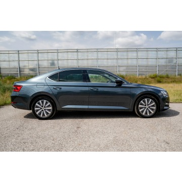 Skoda Superb  Sedan/Limuzyna 2022,  2.0 diesel, automat - Na sprzedaż za 99 900 zł - Warszawa - zdjęcie 7