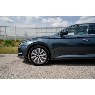 Skoda Superb  Sedan/Limuzyna 2022,  2.0 diesel, automat - Na sprzedaż za 99 900 zł - Warszawa - zdjęcie 11