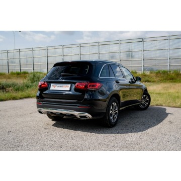 Mercedes - Benz GLC-klasa  SUV 2019,  2.0 diesel, automat - Na sprzedaż za 110 500 zł - Warszawa - zdjęcie 6