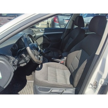 Skoda Octavia  Kombi 2013,  2.0 diesel - Na sprzedaż za 21 800 zł - Pogwizdów - zdjęcie 11